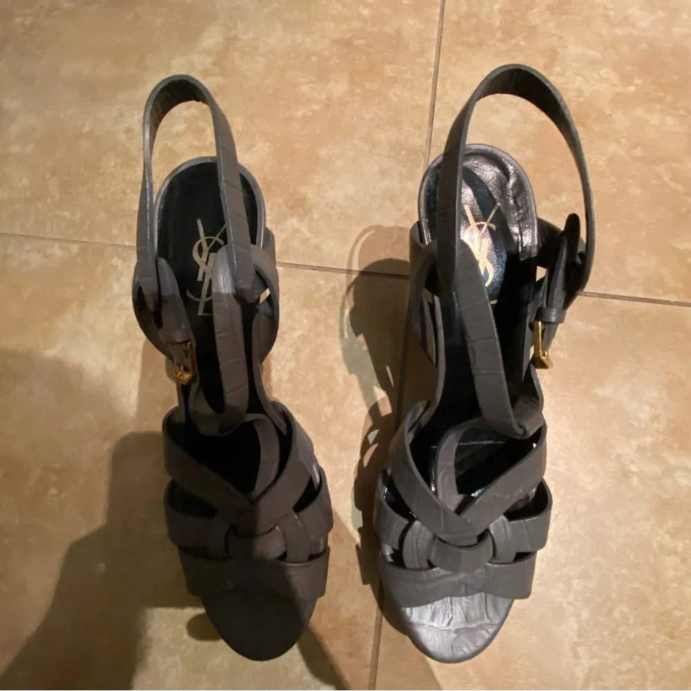 SOLD Saint Laurent Grey Alligator Embossed 75 Tribute Heels Size 38.5 EU - Picture 4 of 10